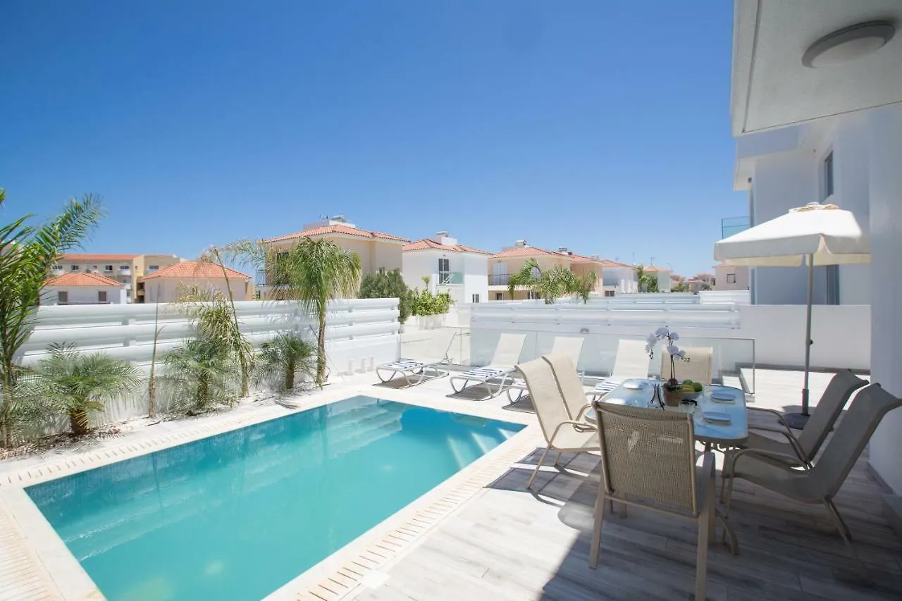 Kitsios Villas With Private Pool No2 普罗塔拉斯 度假居