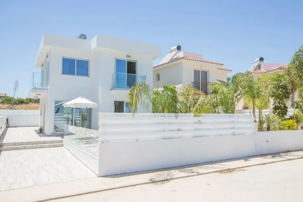 Kitsios Villas With Private Pool No2 Протарас Дом отдыха